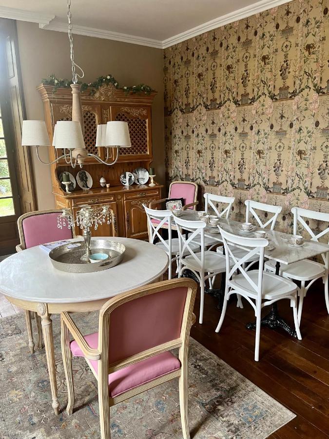 Maison De Mags & Mags Panzió Lanouaille Kültér fotó